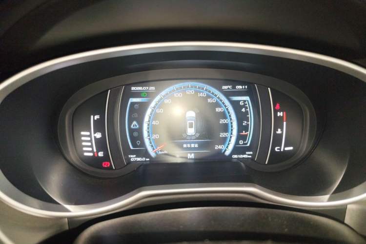 Used Geely Auto Emgrand X7 Sport 2016 2.0L Manual Smart Connect Version