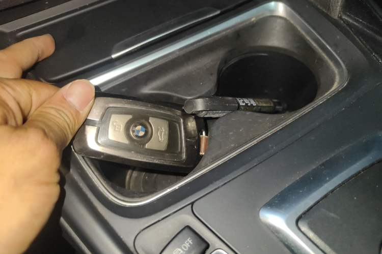 Used BMW 3 Series 2015 320Li Luxury Edition Fashion Model