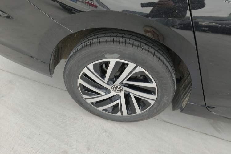 Used Volkswagen Lavida 2023 1.5L Automatic Full-Comfort Edition
