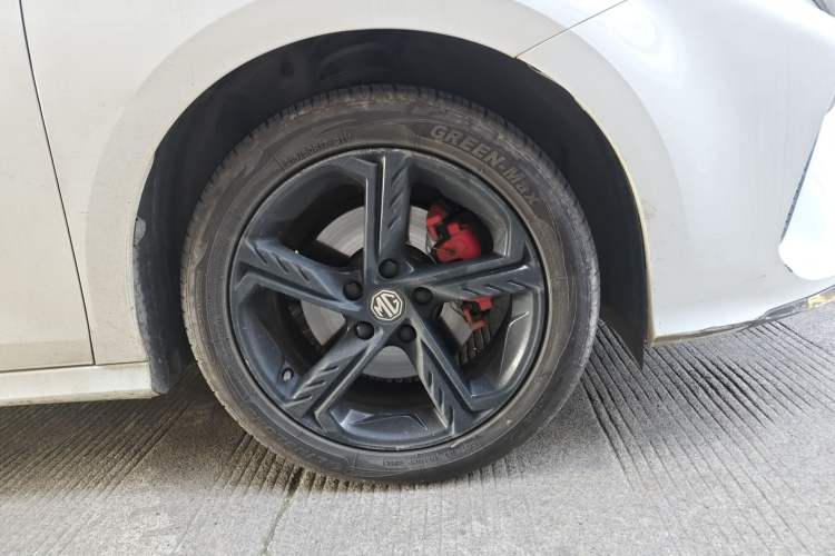 Used MG 5 Scorpio 2022 1.5T Trophy Sport Luxurious Edition
