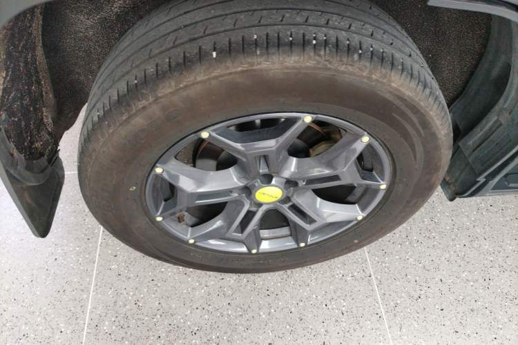 Used JETOUR Traveler 2023 2.0T All-Wheel-Drive CrossPRO Right Rear Wheel Hub