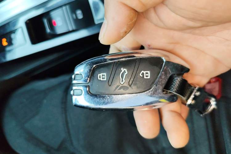 Used MG 5 2022 300TGI DCT Chao Yue Flagship Edition