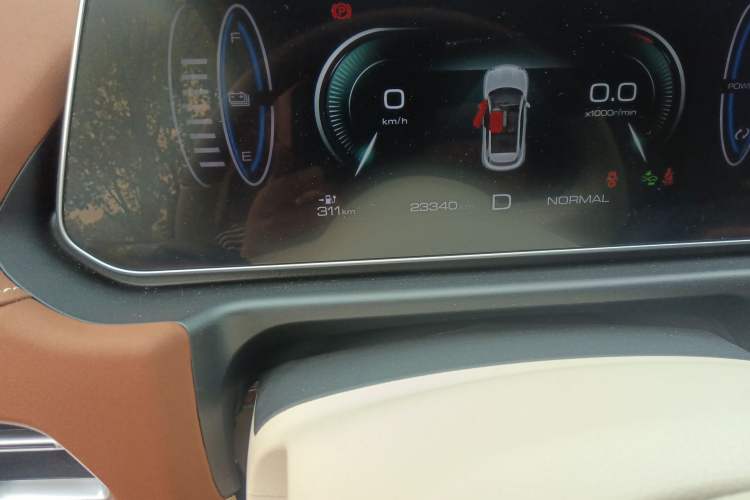 Used ORA Good Cat 2022 Morandi Edition 400km Standard Range Two-Week Young Enjoyment Version Lithium Iron Phosphate