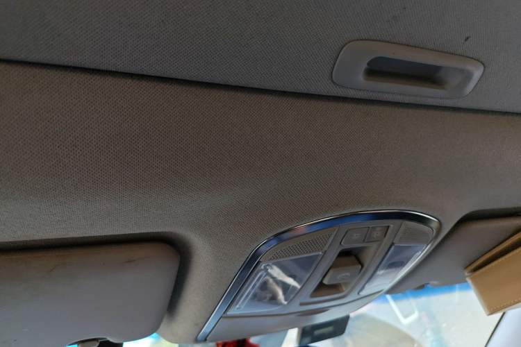 Used Hyundai Tucson 2015 1.6T Dual-Clutch Two-Wheel-Drive Smart Model Headliner