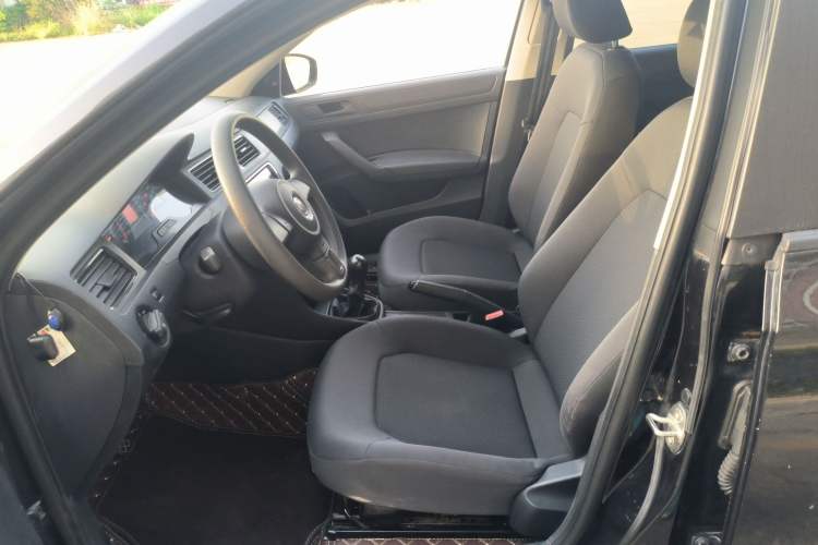 Used Volkswagen Santana 2015 1.4L Manual Fashion Edition