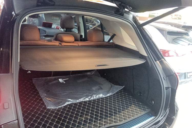 Used Mercedes-Benz GLE 2024 GLE 350 4MATIC Stylish Model Trunk