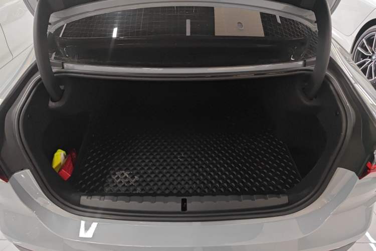 Used BMW 4 Series 2023 425i M Sport Package Trunk