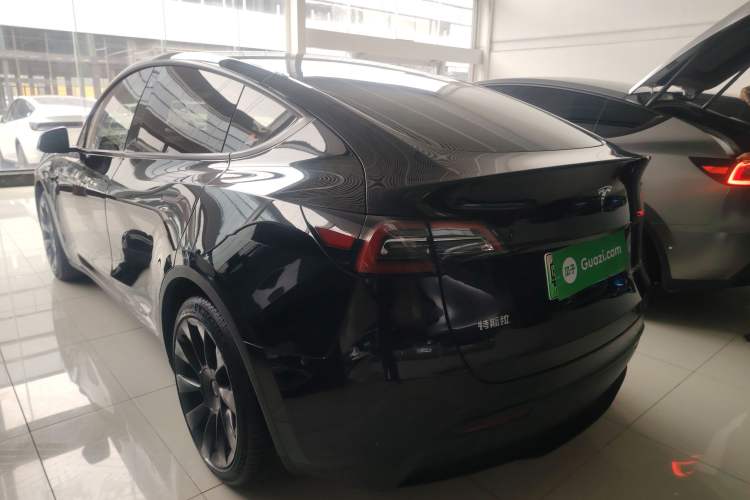 Used Tesla Model Y 2022 Rear-Wheel-Drive Version Rear Left 45 Deg