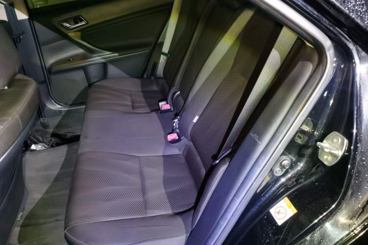 Used Toyota Reiz 2013 2.5S Elite Edition Left Rear Seat