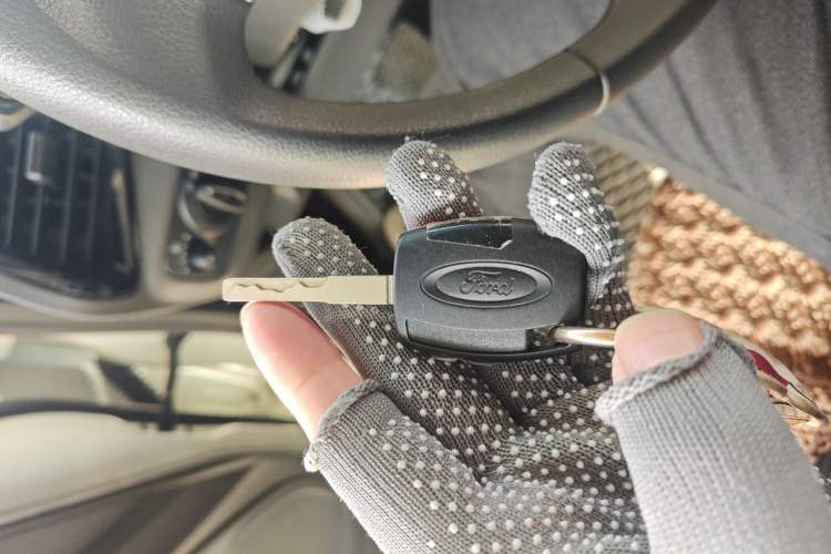 Used Ford EcoSport 2013 1.5L Automatic Fashion Model