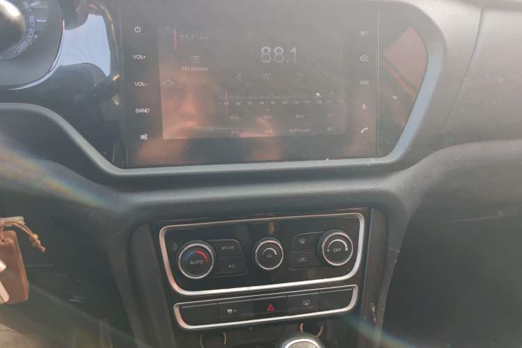 Used Chery Tiggo 3 2016 1.6L CVT ZhiShang Edition