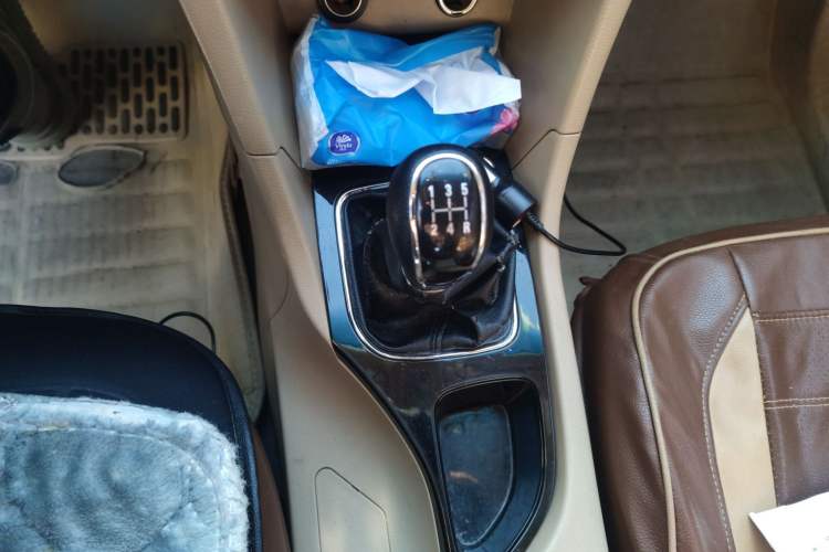 Used Baojun 730 2016 1.5L Manual Comfort Version 7 Seats China V Emission Standard