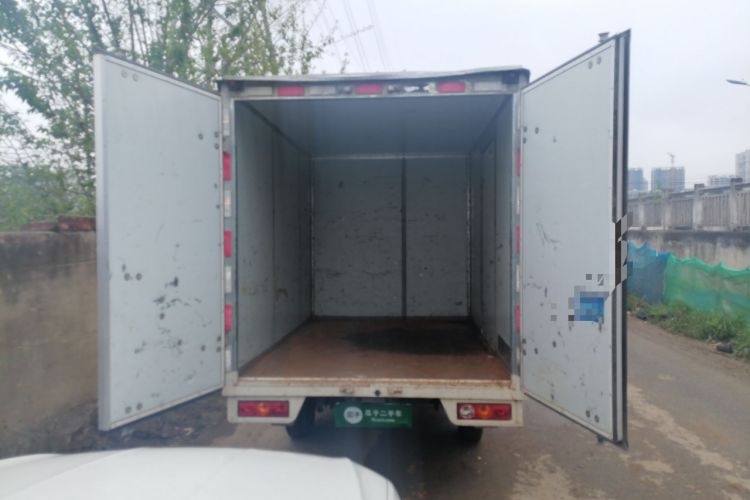 Used Foton Xiangling V  Trunk