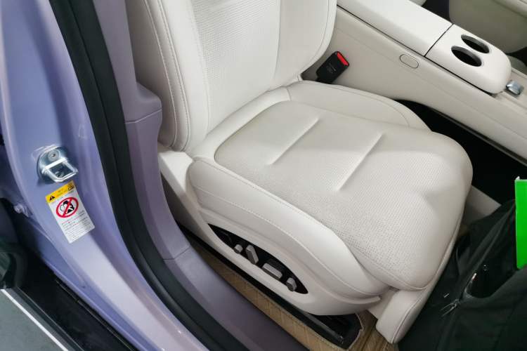 Used Avatr 06 2025 Pro Range-Extended Edition