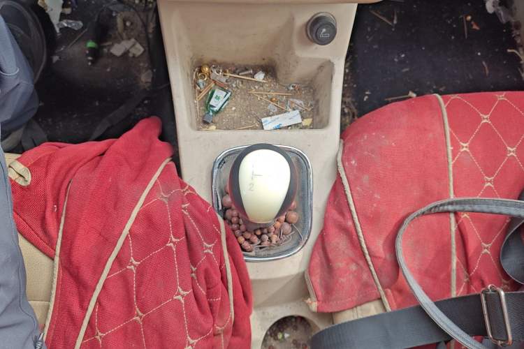 Used Dongfeng Fengon 370 2016 1.5L Manual Standard Edition SFG15-05 7 Seats Gear Lever