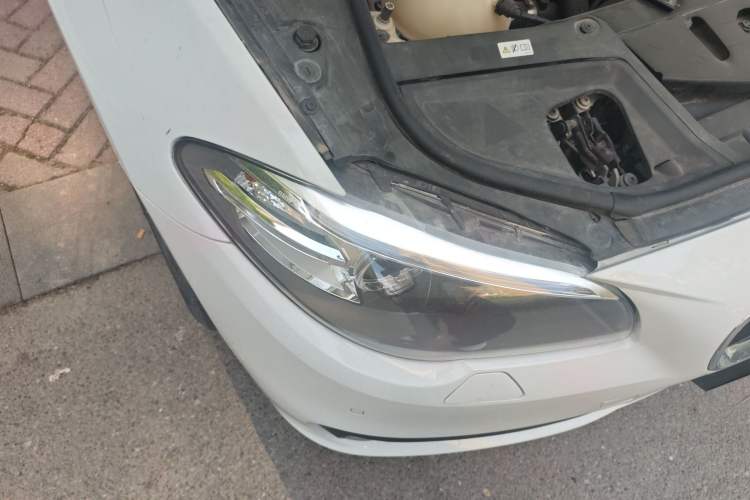 Used BMW 5 Series 2013 525Li Leading Model