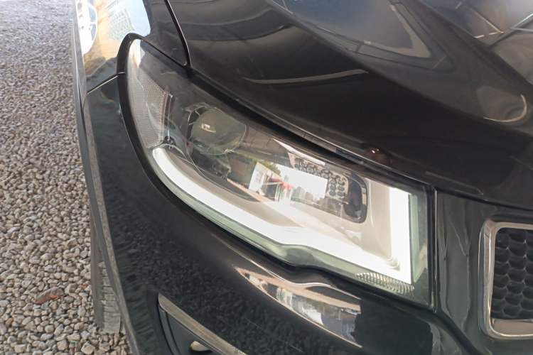 Used Jeep Compass 2017 200T Automatic Family Edition Right Front Headlight