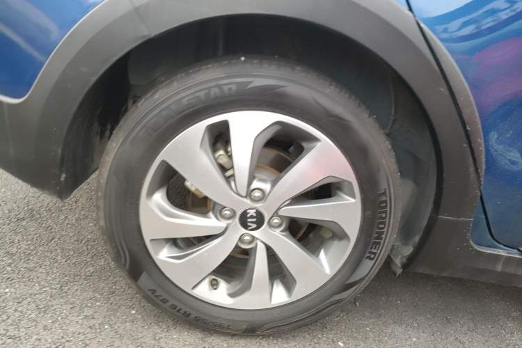 Used Kia KX Cross 2017 1.4L AT GLS Right Rear Wheel Hub