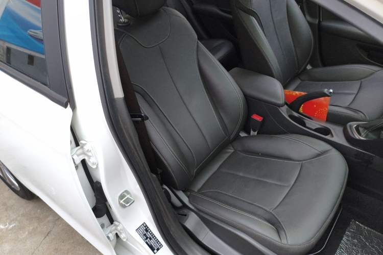 Used Buick GT 2019 18T Automatic Connected Elite Model China VI Standard Right Front Seat