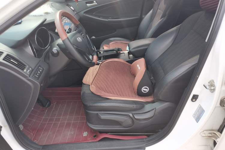 Used Hyundai Sonata 2011 2.0L Automatic Leading Edition