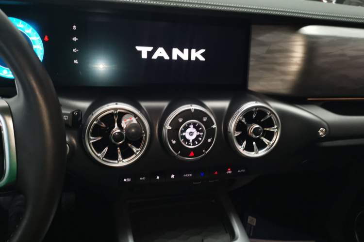 Used Tank 300 2023 Off-Road Edition 2.0T Conqueror Audio And AC Panel