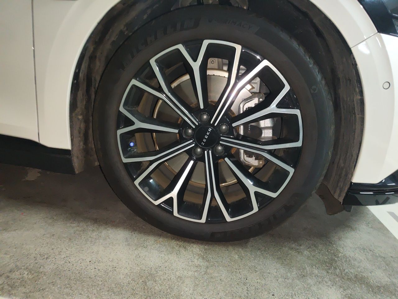 Zeekr 007 2025 Rear-Drive Intelligent Driving Version 75 kWh — снимка 8