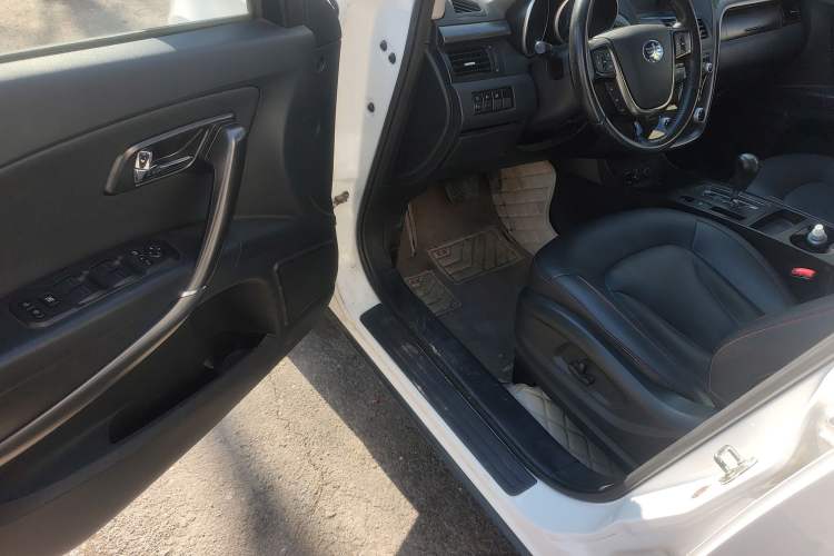 Used Bestune X80 2016 2.0L Automatic Luxury Model