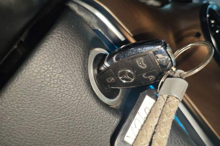 Used Mercedes-Benz V-Class 2020 V 260 L Long-wheelbase Luxury Edition