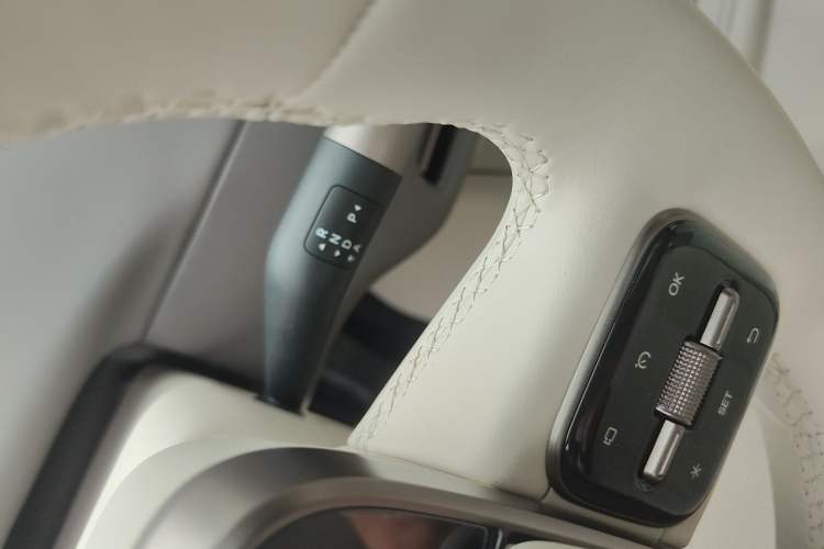 Used Li Auto i6 2025 Model Two-Wheel-Drive Standard Type