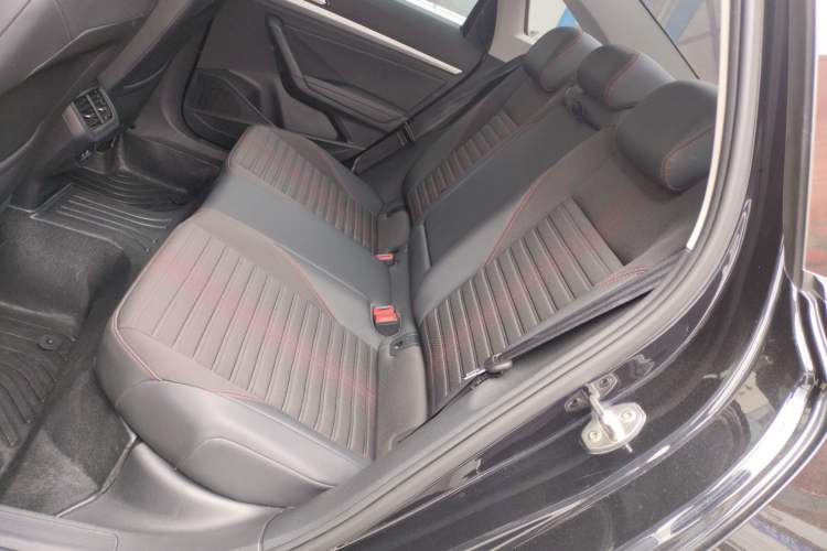 Used Volkswagen Lavida 2023 280TSI DSG Starry Sky Deluxe Edition Left Rear Seat