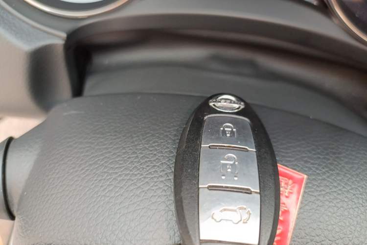 Used Nissan X-Trail 2017 2.5L CVT Luxury Edition 4WD
