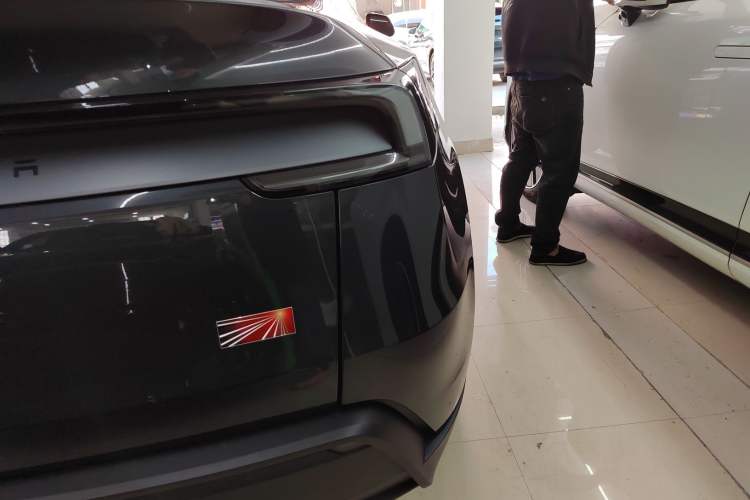 Used Tesla Model Y 2025 Rear-Wheel Drive First Edition
