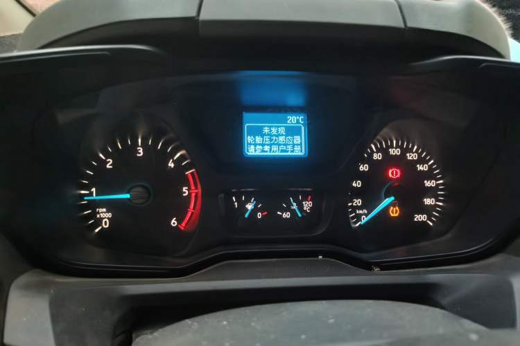 Used Ford Transit 2019 2.0T Diesel Multi-Purpose Commercial Vehicle Short Wheelbase Low Roof 6-Seater China VI Standard
