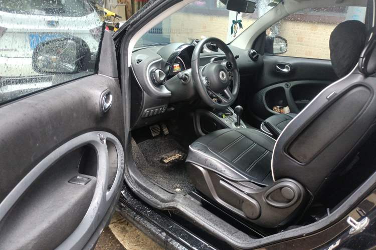 Used smart fortwo 2019 0.9T 66kW Hardtop Wind Power Edition China VI