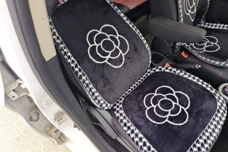 Used CHANGAN Benni 2015 1.4L IMT Prestige Model China V Standard