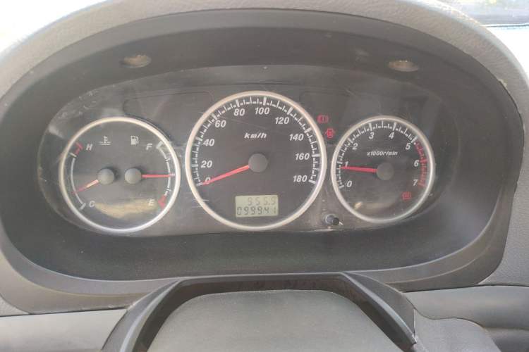 Used Foton Scenic 2014 2.0L Express Classic Short-Wheelbase High-Roof 491EQ4A
