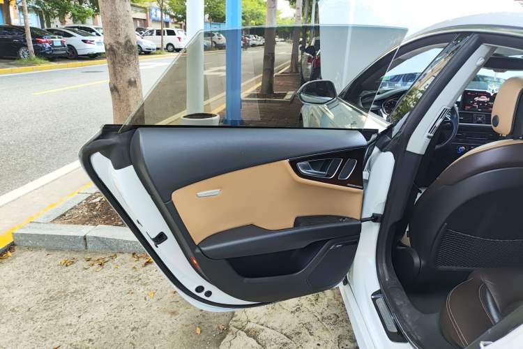 Used Audi A7 2014 50 TFSI quattro Luxury Model
