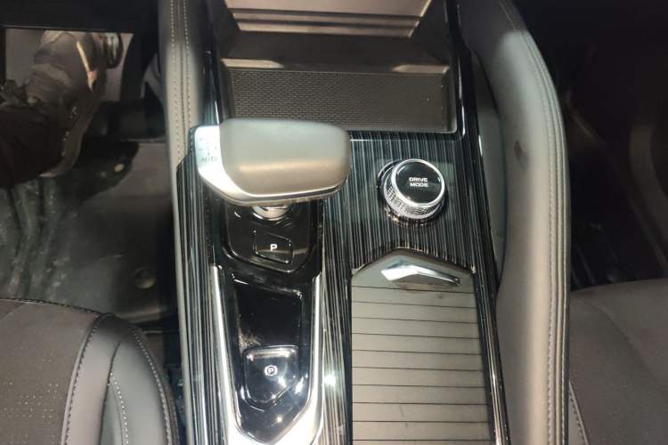 Used Geely Auto Monjaro L 2022 1.5T Leishen Hi·F Plug-in Hybrid Super Xun Gear Lever