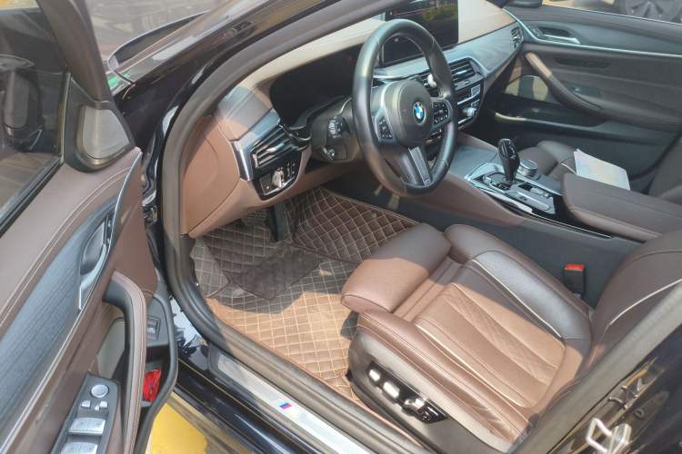 Used BMW 5 Series 2021 530Li Luxury Edition M Sport Package
