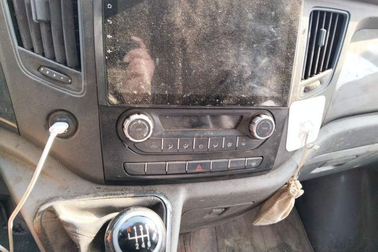 Used Foton Toano 2022 2.0T Manual Jixiang Multi-Function Long-Wheelbase Mid-Roof Single-Tire Rear 7/9-Seater 4F20TC3
