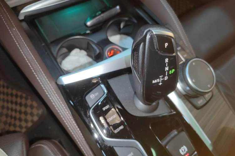 Used BMW 5 Series New Energy 2019 Updated 530Le Pioneer Edition
