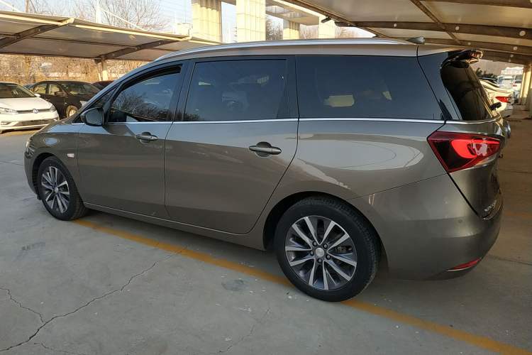 Used Buick GL6 2021 323T Mild Hybrid Connect Prestige Model Exterior 3