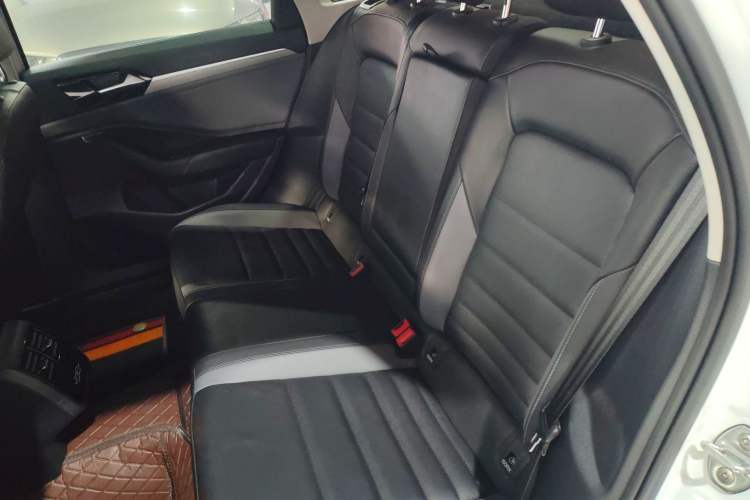 Used Volkswagen Sagitar 2020 200TSI DSG Comfort Version China VI Standard Left Rear Seat