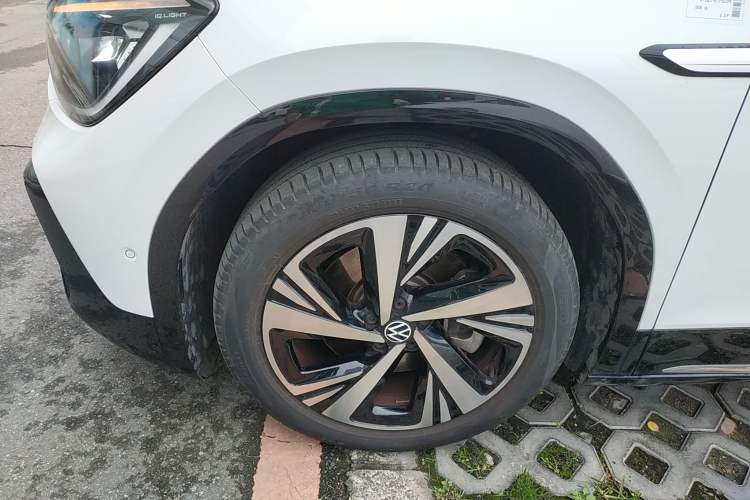 Used Volkswagen ID.6 CROZZ 2024 PRO Model