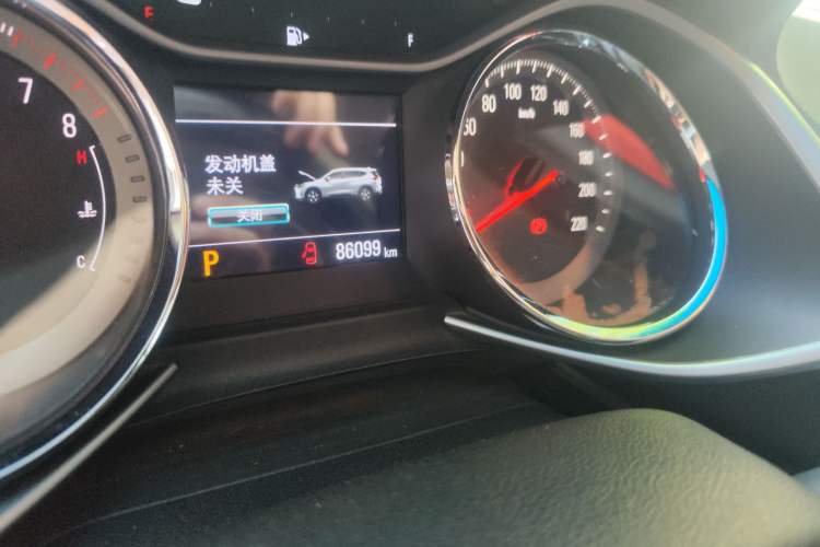 Used Chevrolet Orlando 2019 Redline 530T Automatic Enjoyment Version (5+2 Seating) China VI