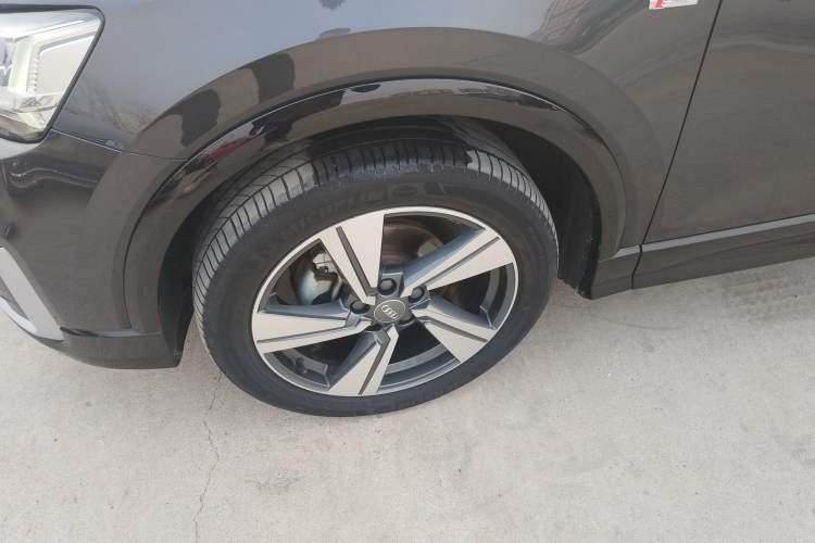 Used Audi Q2L 2020 35 TFSI Fashion Dynamic Model