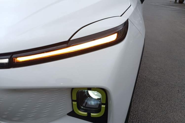 Used Geometry E Firefly 2022 320KM Cute Tiger 5-Seater