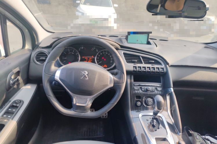 Used Peugeot 3008 2013 1.6THP Roland Garros Edition Steering Wheel