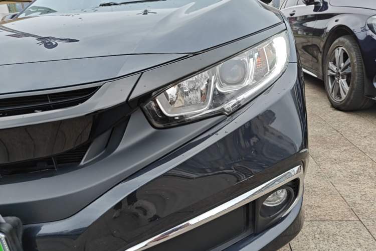Used Honda Civic 2019 220TURBO CVT Dynamic Edition China VI