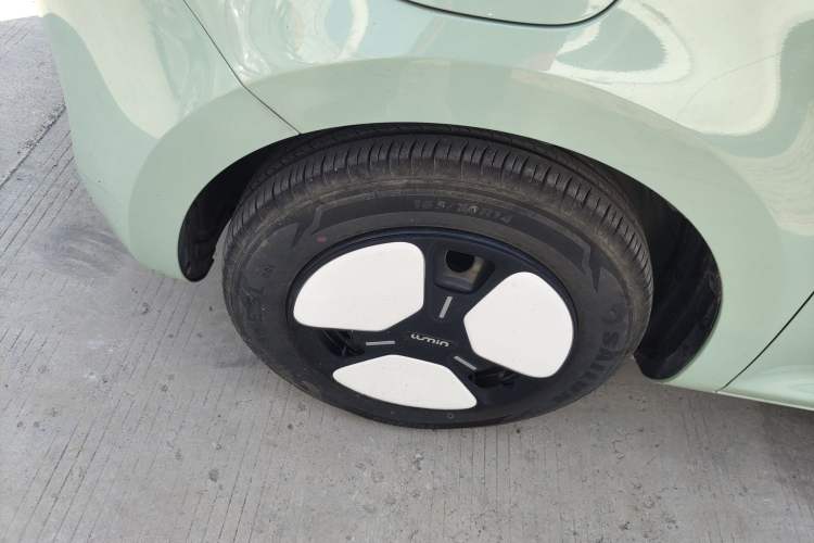 Used CHANGAN NEVO Lumin 2022 155 km – Refreshingly Sweet Edition Exterior 4